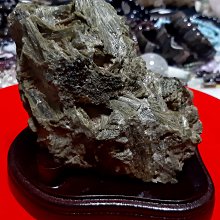 **結緣水晶**磁場優漂亮又便宜綠碧璽原礦小擺件1009.2公克,週年慶回饋金開跑,詳情請參考商品描述! 歷史價格詳細信息