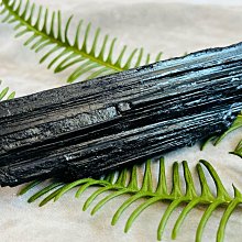 §能量礦石§ 巴西紫白晶洞 含座重43.4公斤 紫晶花、 鈦金、瑪瑙邊 每公斤300元 歷史價格詳細信息