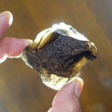 §能量礦石§ 哥倫比亞隕石 Columbianite 火山玻璃 27.90g 閃電石 愛睏石 歷史價格詳細信息