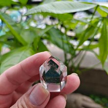 天然綠幽靈金字塔無事牌吊墜，晶體乾淨，招財旺事業 規格約20:11:8mm，此物屬高檔商品 售出不退換 歷史價格詳細信息