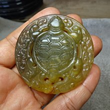 和闐黃玉 稀有珍品 巧雕【喜從天降 福到眼前】手盤件(值得收藏)約4.8ㄨ3.6ㄨ2cm(79.3g)=A3-342 歷史價格詳細信息