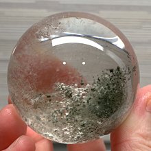 天然綠幽靈全包裹金字塔水滴吊墜！晶體通透，水頭十足 幽靈顏色翠綠，幽靈形成一座財富金山⛰28*22*12.5mm 歷史價格詳細信息