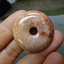 《藍晶寶石玉石特賣區》→〈項鍊系列〉→天然超玉化清透明顯菊花玉髓特大水滴形項鍊〈佛教七寶之一〉→W99 歷史價格詳細信息