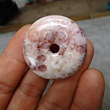 《藍晶寶石玉石特賣區》→〈項鍊系列〉→天然超玉化清透明顯菊花玉髓特大水滴形項鍊〈佛教七寶之一〉→W99 歷史價格詳細信息