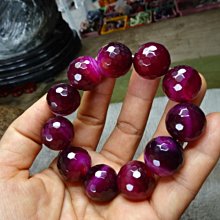 《藍晶寶石玉石》→手鍊系列→天然玉化硨磲貝化玉8mm蜜蠟手珠鍊→Y235 歷史價格詳細信息