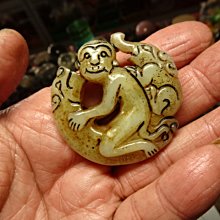 《藍晶寶石玉石特賣》→〈手工雕刻手把玩系列〉→天然潤透新疆三彩玉【壽山石】雕工細膩〈竹節福古錢蓮藕錢袋→Z610-3 歷史價格詳細信息