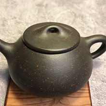 黑朱泥原礦...全手工製作..紫砂壺...有證書..和包裝錦盒... 歷史價格詳細信息