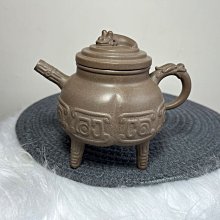 早期 宜興紫砂 三足獅紐壺 周俊【純分享欣賞】 歷史價格詳細信息