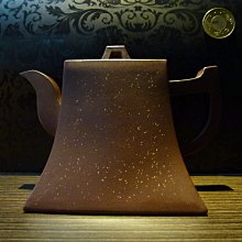 玉潘·全手工       /容量130cc/極品朱泥壺身俊秀凝練，流把舒展，玉珠壓頂與壺身形態相應和 紫砂 手工 名師作品【真棒好物】 歷史價格詳細信息
