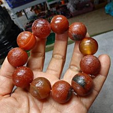 《藍晶寶石玉石》→手鍊系列→天然玉化硨磲貝化玉8mm蜜蠟手珠鍊→Y235 歷史價格詳細信息