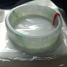 冰飄花帶紫翡翠蝴蝶左邊有紫很漂亮起光的厚嘟嘟的立體蝴蝶品質很好 翡翠 飾品 收藏【二手】【微淵古董】-2947 歷史價格詳細信息