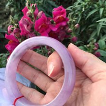 A+天然紫羅蘭 翡翠玉鐲～窄版～㊣圓骨鐲～細版～《菁7款》～手圍17號（舒服），手圍17.5號（合手），內徑55mm寬9mm厚9mm，翡翠手鐲！～｛熊寶貝珠寶｝ 歷史價格詳細信息