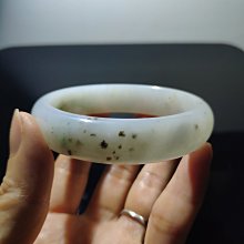 天然A貨翡翠手鐲，白月光正圈手鐲，自然光拍攝，底子很水頭，完美，帶證書發貨，支持全國復檢不 歷史價格詳細信息