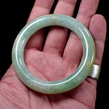 老翡翠斷鐲兩個就是總不單  內徑分別54.5和51mm條粗8.2和9.1mm  所有 翡翠 收藏 古玩【二手】【祈福閣】-977 歷史價格詳細信息