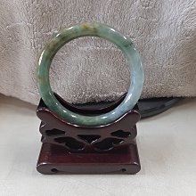 手鐲三個， 品相如圖，是我剛開始搞古玩的時候收的。 新老我也 歷史價格詳細信息