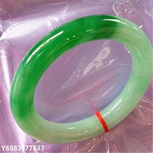 辣陽綠飄墨色花翡翠珠珠  尺寸卡5.25有墨色的色根紋微微黃棉和一點平臺 翡翠 飾品 收藏【二手】【微淵古董】-656 歷史價格詳細信息