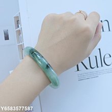 冰種淺淺綠雪花棉翡翠六角珠  尺寸卡5.42×4.96完美無紋裂很冰透的淺綠 翡翠 飾品 收藏【二手】【微淵古董】-810 歷史價格詳細信息