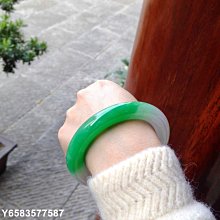 【熱賣精選】圓手鐲 女款手鐲老坑翡翠 冰糯種正圈飄花小細條玉石手鐲 貴妃鐲送女友送母親 歷史價格詳細信息