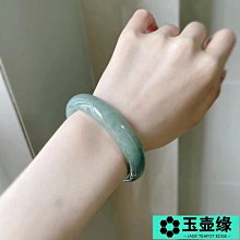 冰淺青綠色飄花翡翠珠珠  尺寸卡7.51完美無紋裂微微有一點浮棉冰種微 翡翠 飾品 收藏【二手】【微淵古董】-903 歷史價格詳細信息