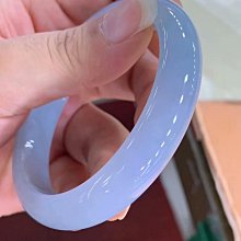 翡翠手鐲、糯冰紫底飄一抹綠天然A貨翡翠胖圓條手鐲、褔鐲、圓骨鐲 歷史價格詳細信息