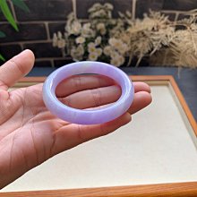 50圈口 超值款 獨龍玉手鐲 高冰感 飄白冰 飄花靈動 似青花瓷般 帶點黃加綠 獨特性強 歷史價格詳細信息