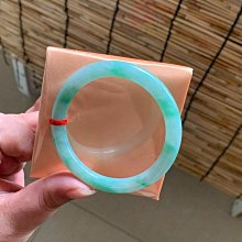 【54.8圓條】白月光撒金起膠無紋裂翡翠手鐲.8-9 歷史價格詳細信息