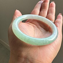 #手鐲56圈口飄花圓條緬甸翡翠A貨手鐲圈口翡翠玉鐲以下詳情拍之前必看：視頻打 歷史價格詳細信息