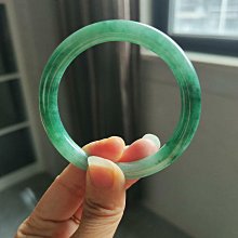 老和田玉圓條金剛手鐲44186 歷史價格詳細信息