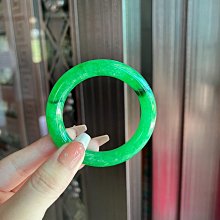 #手鐲【青荷淡香】50貴妃圓48圈口小清新淡果綠貴妃天然翡翠A貨緬甸玉手鐲保A有證❤貴妃尺 歷史價格詳細信息