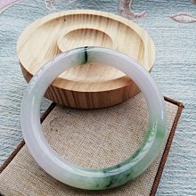 高冰起光飄莫西沙雪花棉翡翠珠珠  尺寸5.68目測完美無紋裂微微棉絲顆顆 翡翠 飾品 收藏【二手】【微淵古董】-1806 歷史價格詳細信息