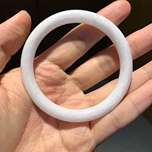 天然A貨翡翠手鐲，白月光正圈手鐲，自然光拍攝，底子很水頭，完美，帶證書發貨，支持全國復檢不 歷史價格詳細信息