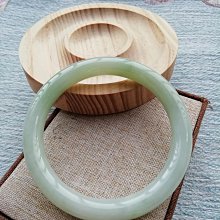 閒置出清非常新無刮傷蘋果 APPLE iPad air Wifi 版16G 螢幕功能完全正常電池蓄電良好無待修 歷史價格詳細信息