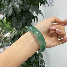 獨龍玉手鐲 冰飄花  高厚款 53圈口 清倉 飄花靈動 整體高冰種水 輪胎鐲 高厚款用料足 歷史價格詳細信息