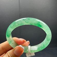 獨龍玉手鐲 冰飄花  高厚款 53圈口 清倉 飄花靈動 整體高冰種水 輪胎鐲 高厚款用料足 歷史價格詳細信息
