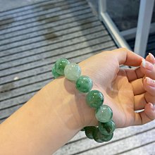 獨龍玉手串 黃加綠 9mm 飄花靈動 整體帶黃加綠 辣陽綠的顏色 上手大氣的款式 入手不虧 歷史價格詳細信息