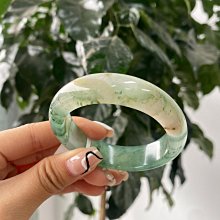 獨龍玉手鐲 冰飄花  高厚款 53圈口 清倉 飄花靈動 整體高冰種水 輪胎鐲 高厚款用料足 歷史價格詳細信息