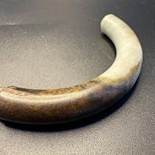 老翡翠斷鐲兩個就是總不單  內徑分別54.5和51mm條粗8.2和9.1mm  所有 翡翠 收藏 古玩【二手】【祈福閣】-977 歷史價格詳細信息