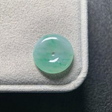 翡翠吊墜飄陽綠一鳴驚人掛件18k金扣頭鑲嵌天然A貨尺寸28×  翡翠吊墜飄陽綠一鳴驚人掛件 歷史價格詳細信息