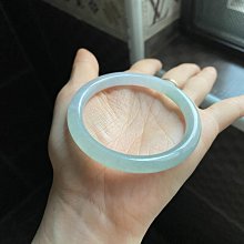 冰晴冰膠圓條翡翠手鐲 商品詳情： 高0883260 59.3/6.7(6) 老坑料冰晴起膠 歷史價格詳細信息