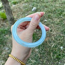 【55圓條】辣陽綠復古圓條翡翠手鐲-11-9.5糯化到糯冰底，種老細膩有水頭。這個陽綠色優 歷史價格詳細信息
