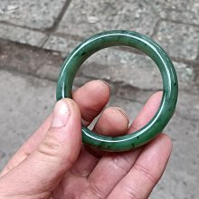 54圈自然光天然A貨飄綠翡翠圓鐲50.11 翡翠 手鐲 飾品 【尋秦記】二手-1718 歷史價格詳細信息
