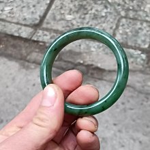 天然和闐玉碧玉單圈手串翡翠紅蓮花單珠  卡6  辣陽綠色，光 歷史價格詳細信息