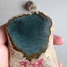 籽料新疆和闐白玉 獨籽灑金皮 金包玉 有開窗 整塊都是肉，肉細，真皮色，無二度上色 歷史價格詳細信息