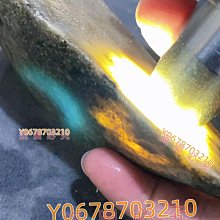 天然緬甸翡翠原石，邊料，莫西沙春彩，色艷麗 ，一物 翡翠 原石 收藏 【天地通】二手751 歷史價格詳細信息