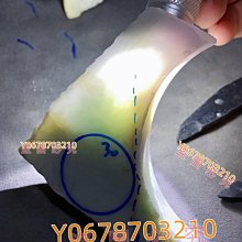 緬甸產翡翠A貨~冰種茶黃底「愛心」~已鑲嵌18k金叩頭 歷史價格詳細信息