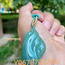 天青色蝴蝶刺繡化妝包便攜拉鏈收納袋隨身便攜手拿零錢包女 歷史價格詳細信息