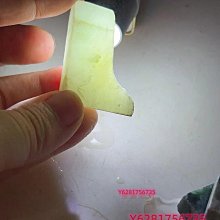 天然緬料翡翠練手料邊料掛件料練手料，尺寸78*41*15 翡翠 原石 擺件【怡雅館】二手-1649 歷史價格詳細信息