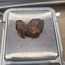 馬尼澇沉香手珠【周錦香】16mm*14顆 21.31g 黃肉黑油 果香濃郁甘甜~佛珠 沉香 手串 念珠 歷史價格詳細信息