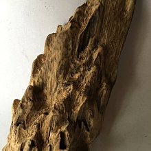 ????珍稀????棋楠沉香／龍骨型 特難取香 巧奪天工 生聞香甜 過手留香 難得一見的樹心 品香／擺件料（26） 歷史價格詳細信息