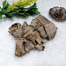 『純之香』越南惠安正區『沉水』隨形墜飾（附試水照） ARE0345 歷史價格詳細信息